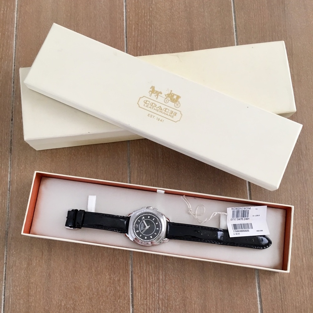 Euc Coach Watch women’s black patent leather
